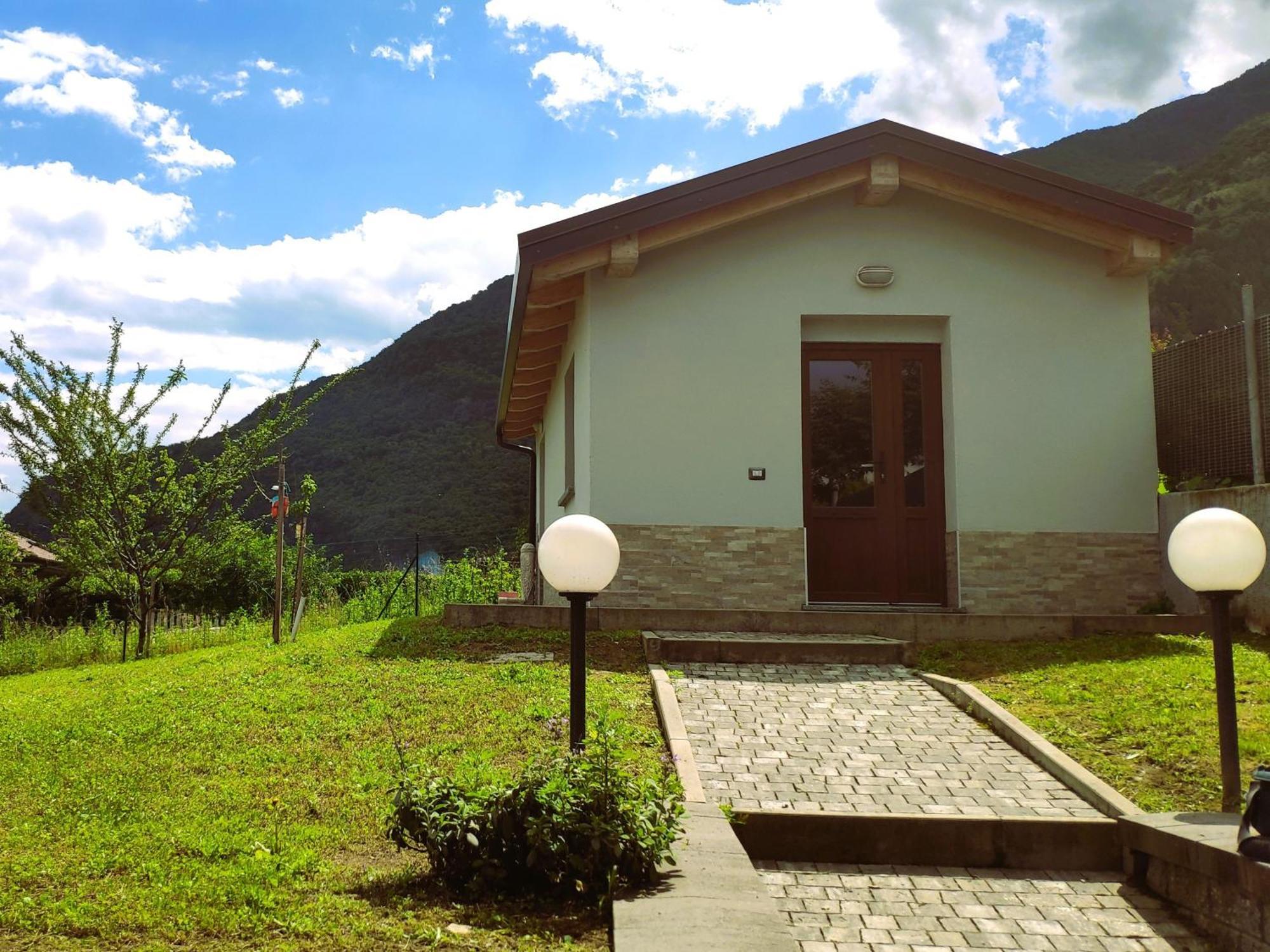 Chiaro House Apartment Colico Exterior foto